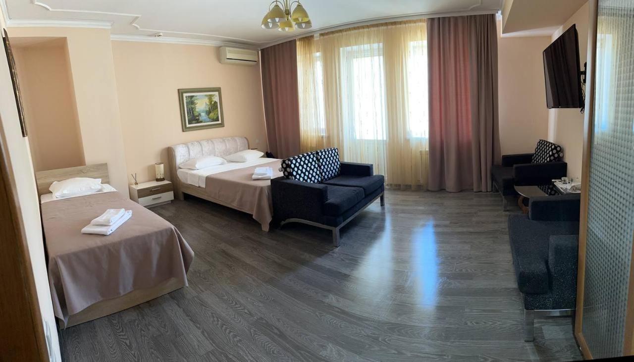Star Rent Hotel キシナウ エクステリア 写真