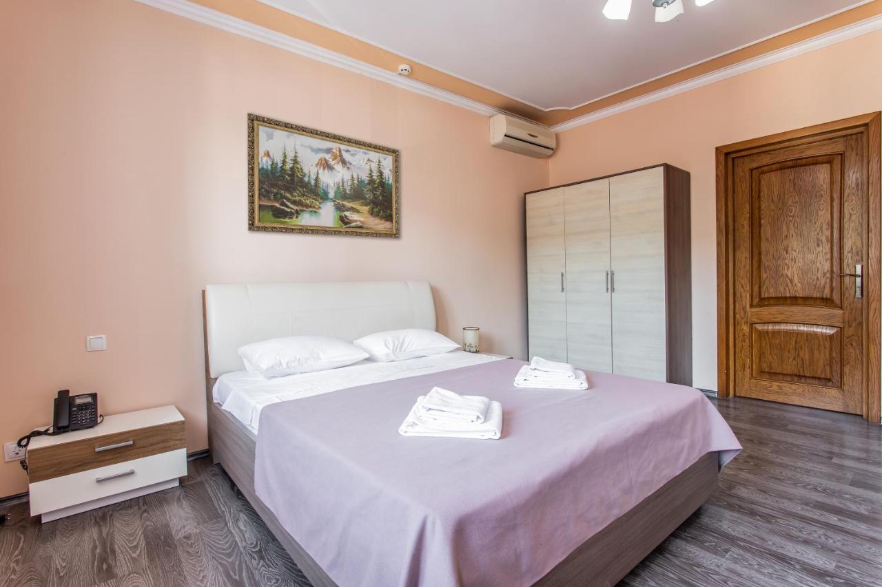 Star Rent Hotel キシナウ エクステリア 写真