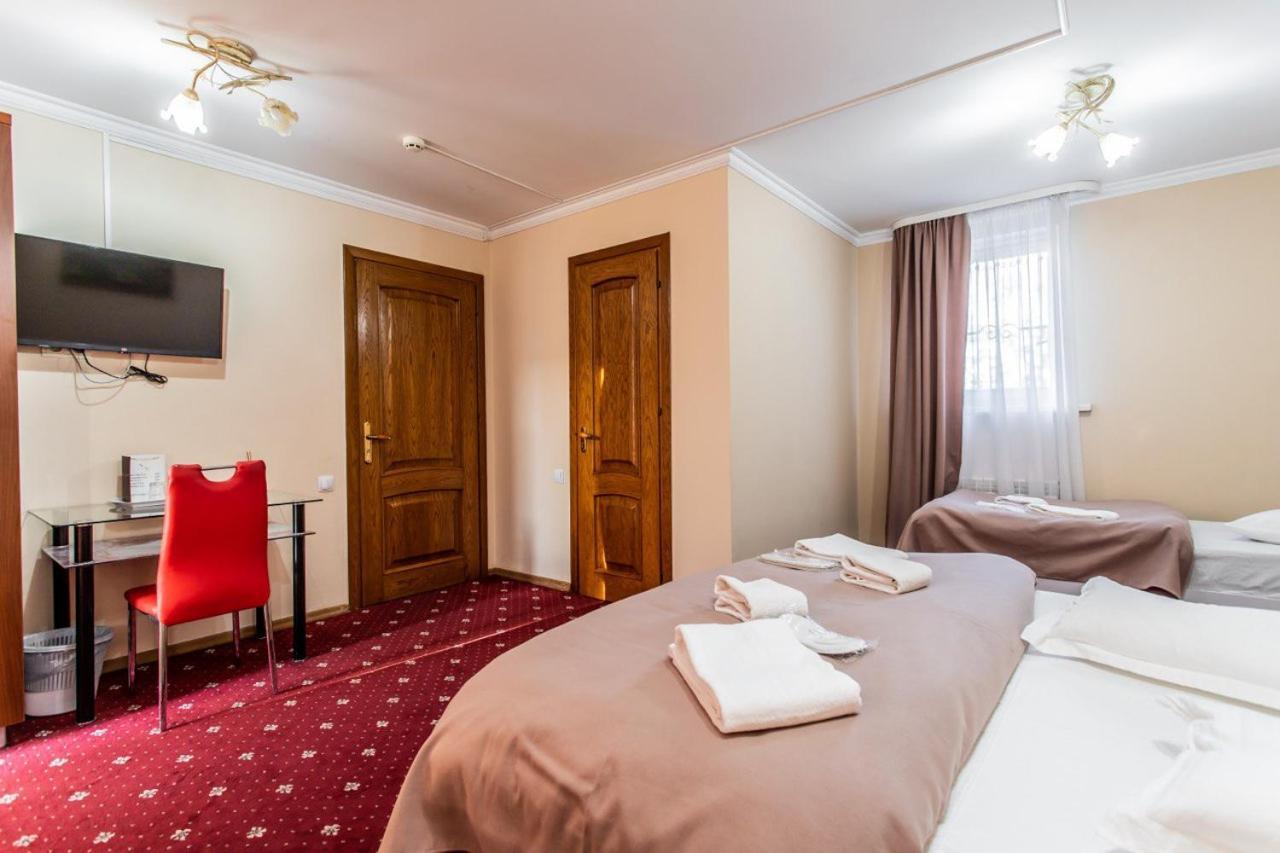 Star Rent Hotel キシナウ エクステリア 写真