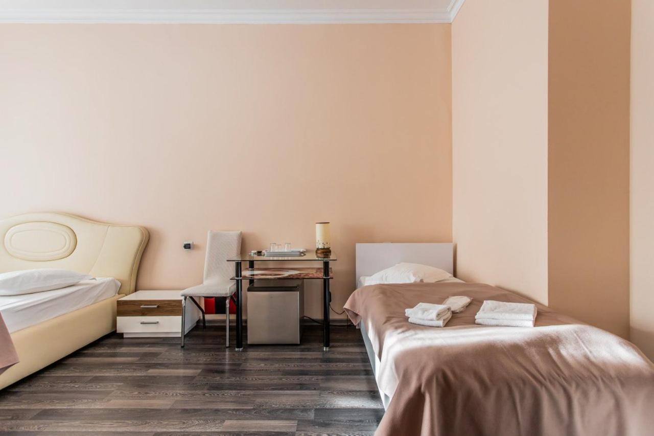 Star Rent Hotel キシナウ エクステリア 写真